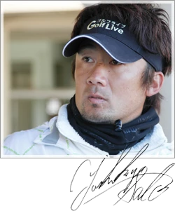 プロキャディー 佐藤賢和さん